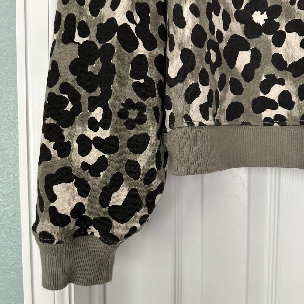 Free People We The Free Classic Printed Oversized Crewneck/Floral Cheetah Small - Picture 9 of 14